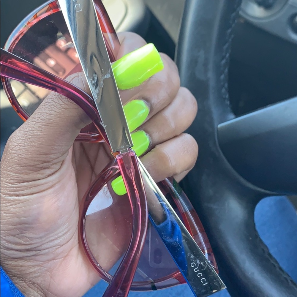 Sunglasses - Picture 4 of 5